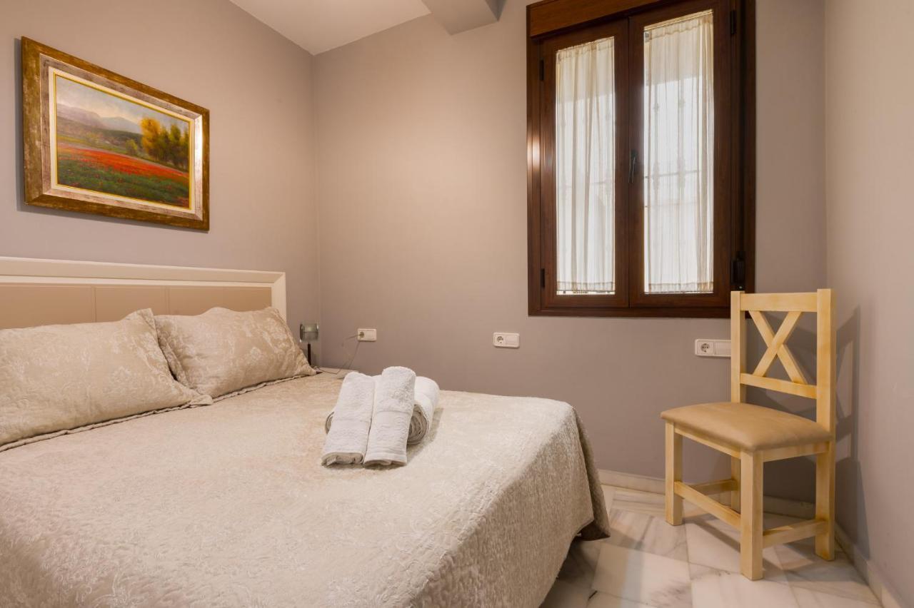 Precioso Apartamento En Triana Севилья Экстерьер фото